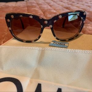 TOMS Kitty Retro Sunglasses